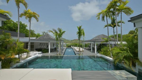Modern Villa with Two Swimming Pools
